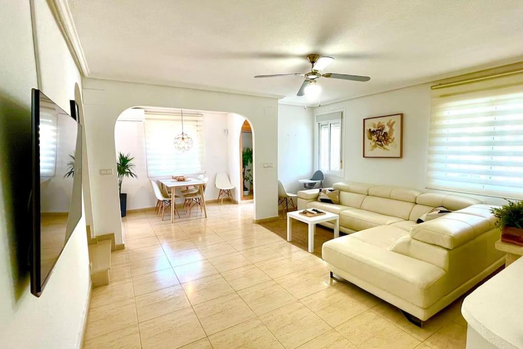14 Villa Relax Private Pool Puerto Marino Екстериор снимка